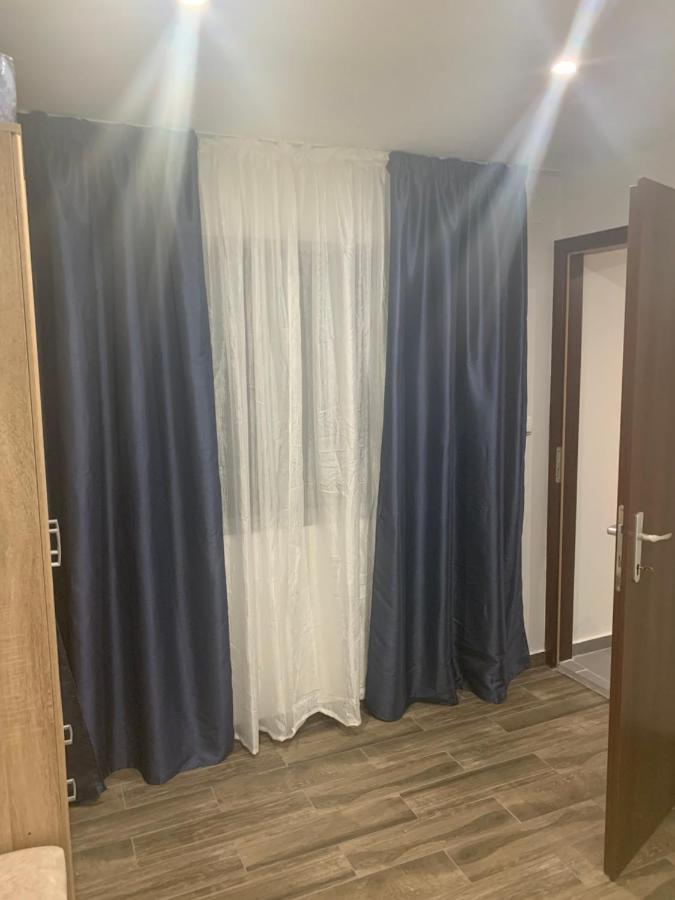 Apartamento Toto Lukovo Šugarje Exterior foto