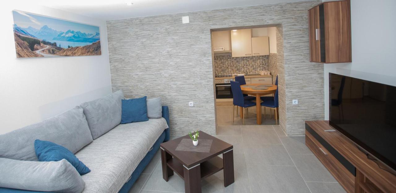 Apartamento Toto Lukovo Šugarje Exterior foto
