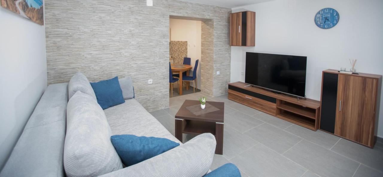 Apartamento Toto Lukovo Šugarje Exterior foto