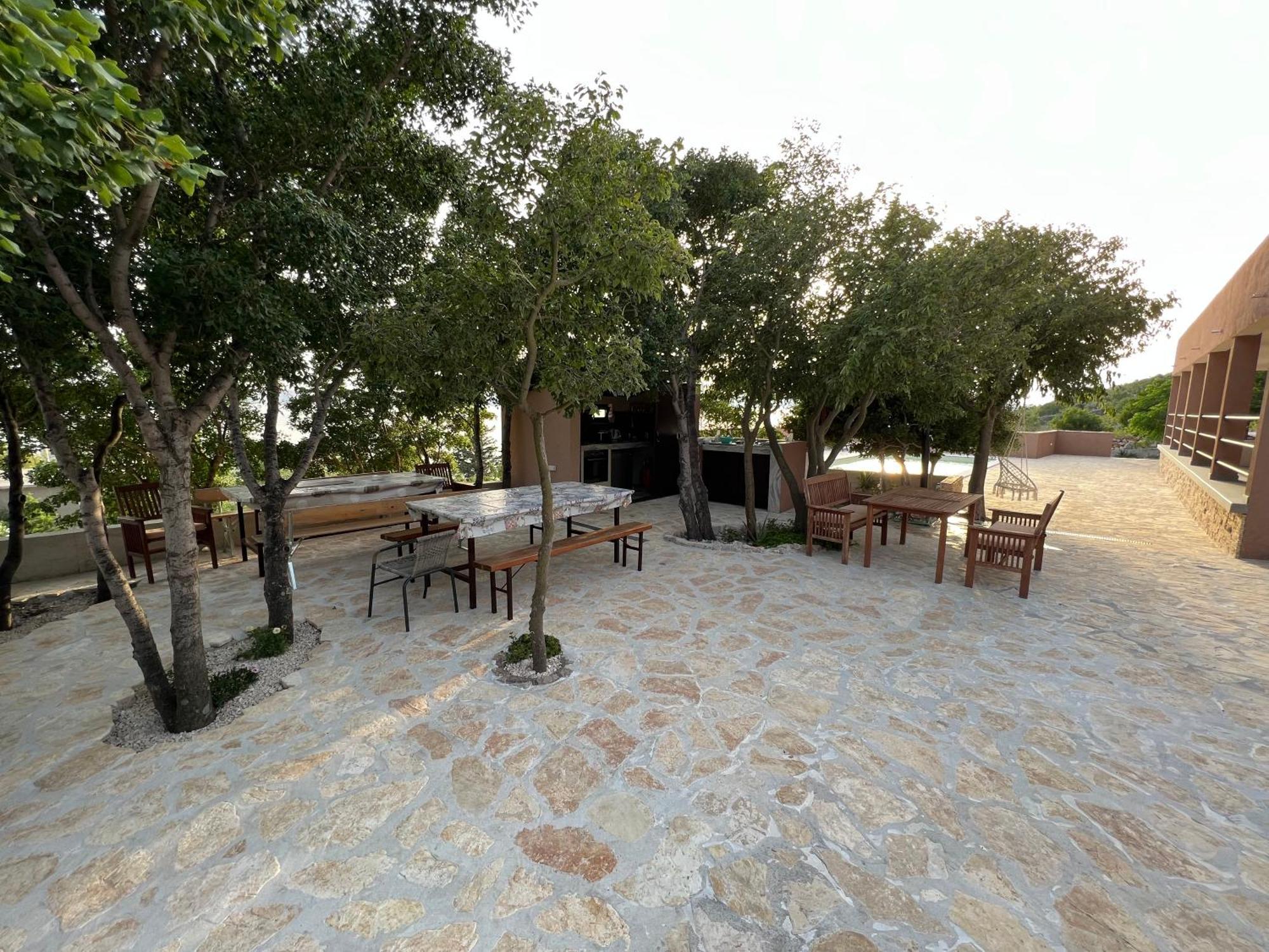 Apartamento Toto Lukovo Šugarje Exterior foto